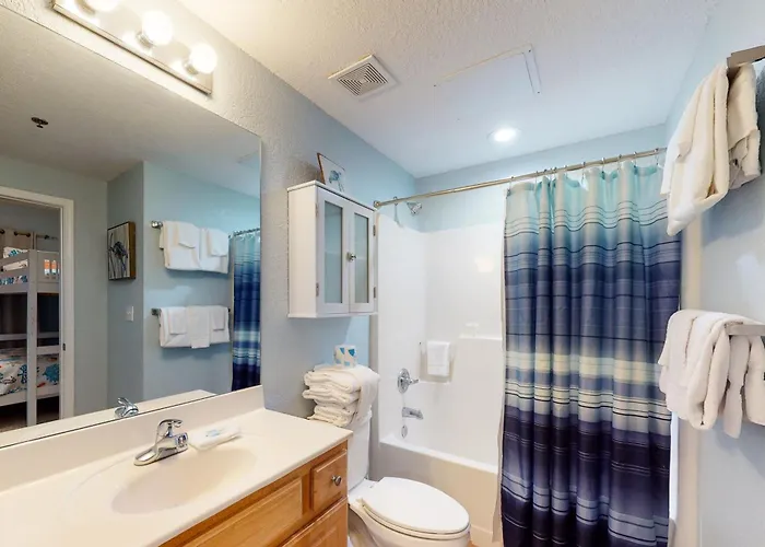 Crystal Shores West 904 Apartment