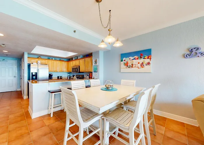 Apartment Crystal Shores West 904