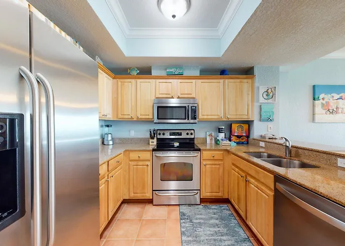 Apartment Crystal Shores West 904